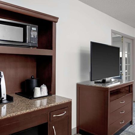 Hilton Garden Inn Atlanta Perimeter Center Dunwoody Exterior photo