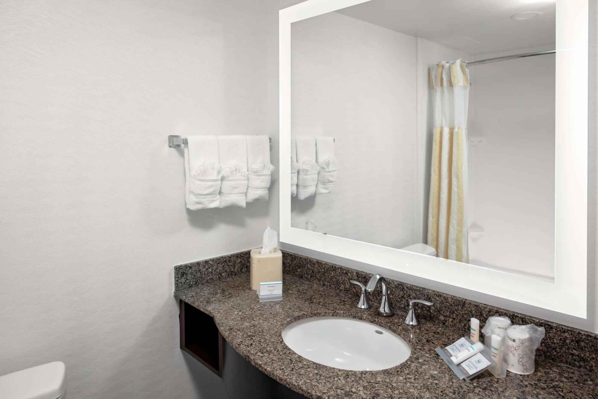 Hilton Garden Inn Atlanta Perimeter Center Dunwoody Exterior photo