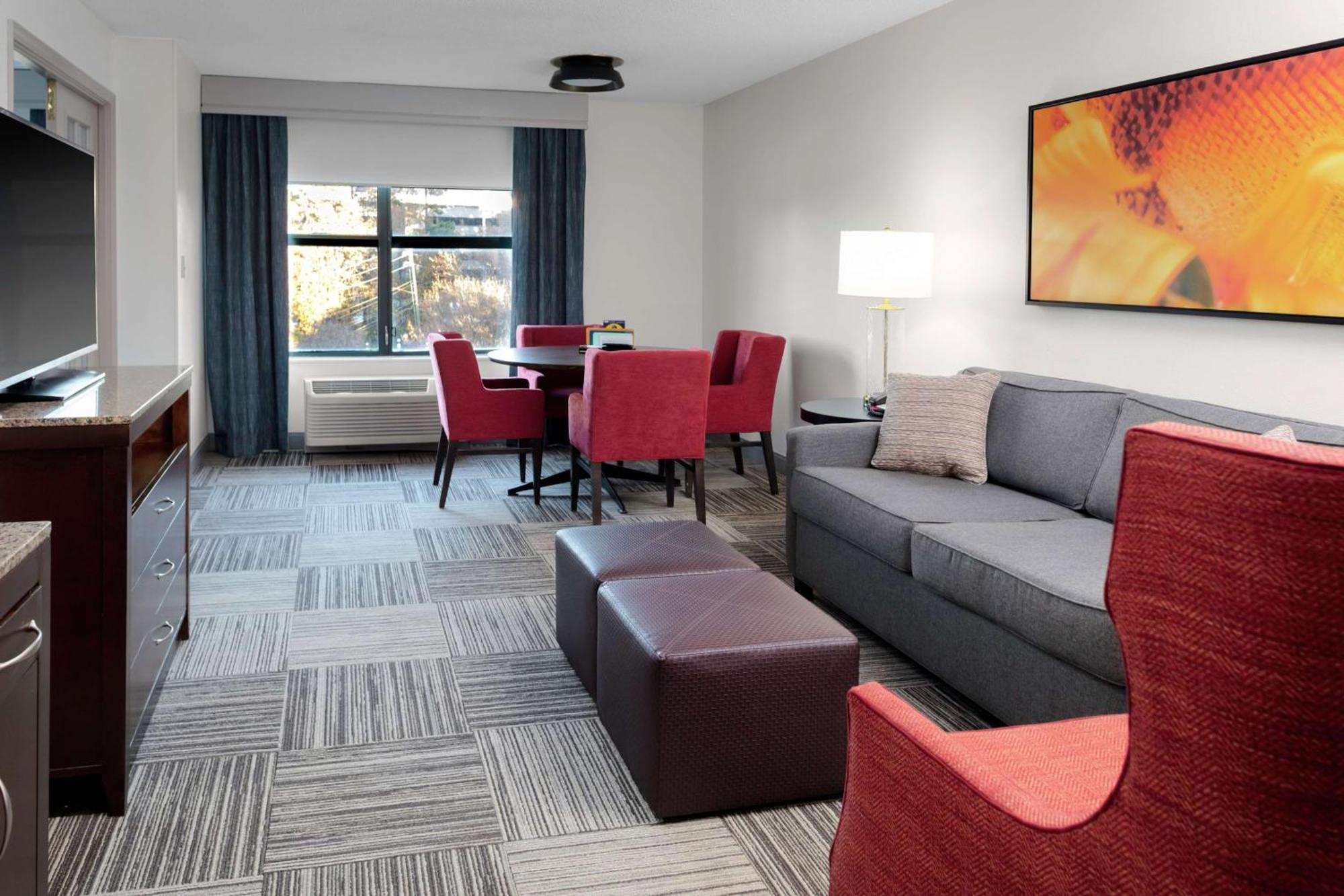 Hilton Garden Inn Atlanta Perimeter Center Dunwoody Exterior photo