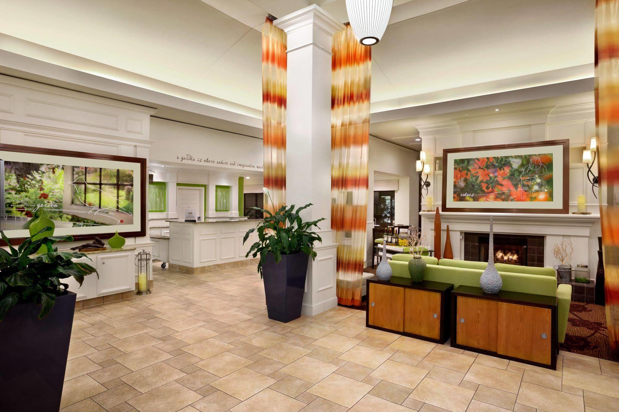 Hilton Garden Inn Atlanta Perimeter Center Dunwoody Exterior photo