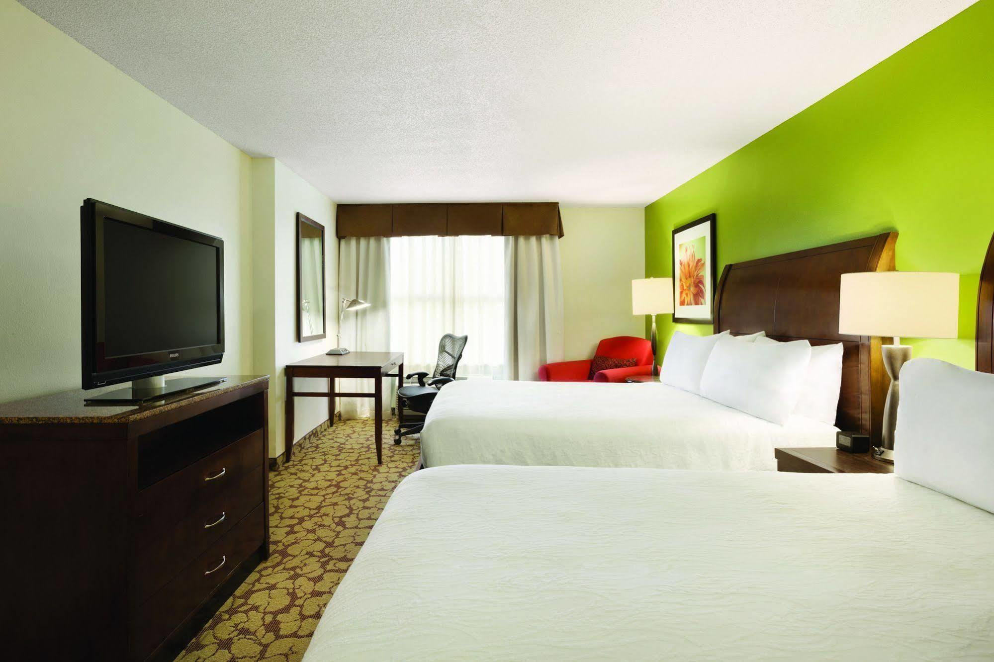 Hilton Garden Inn Atlanta Perimeter Center Dunwoody Exterior photo