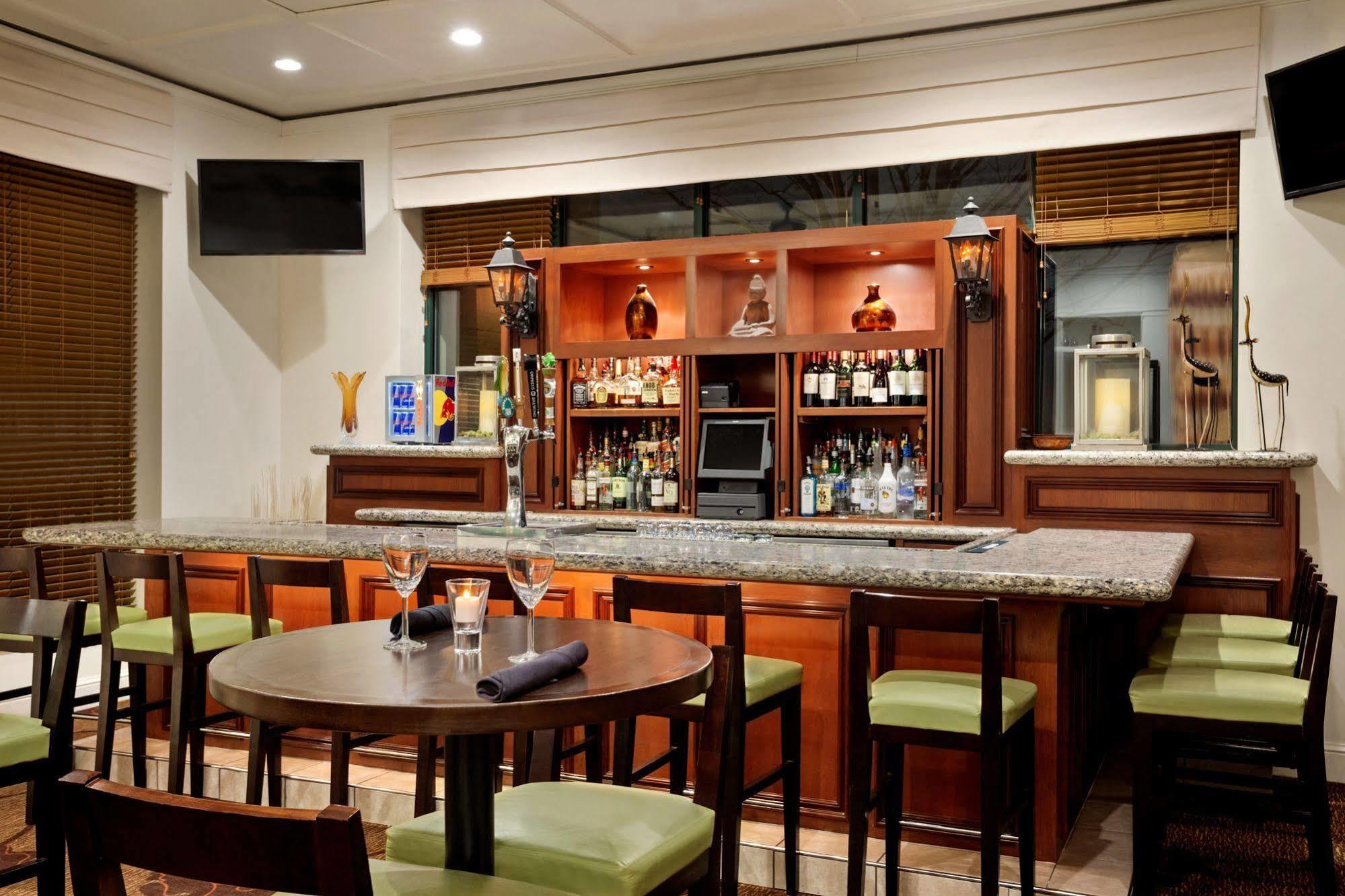 Hilton Garden Inn Atlanta Perimeter Center Dunwoody Exterior photo